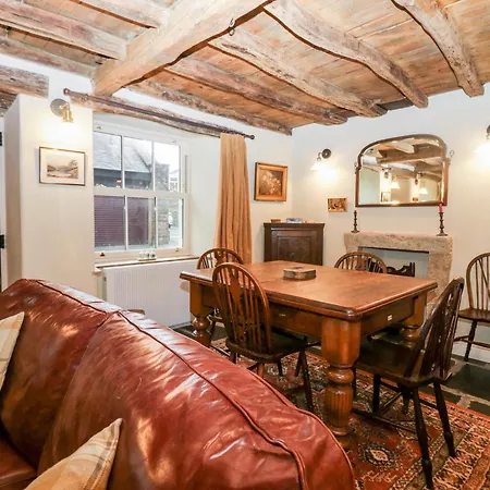 Eden Vale 布劳顿弗内斯