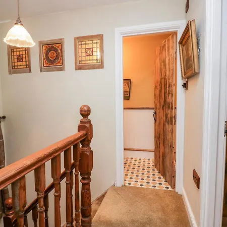 Eden Vale * 布劳顿弗内斯