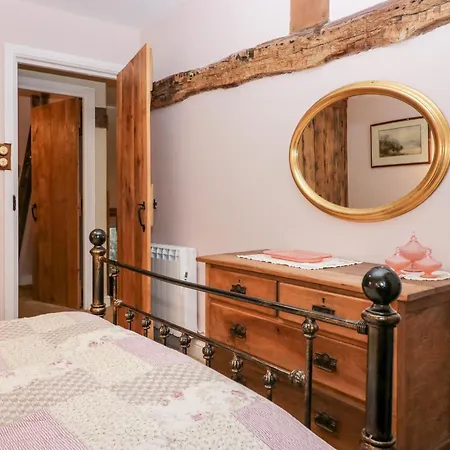 Eden Vale * 布劳顿弗内斯